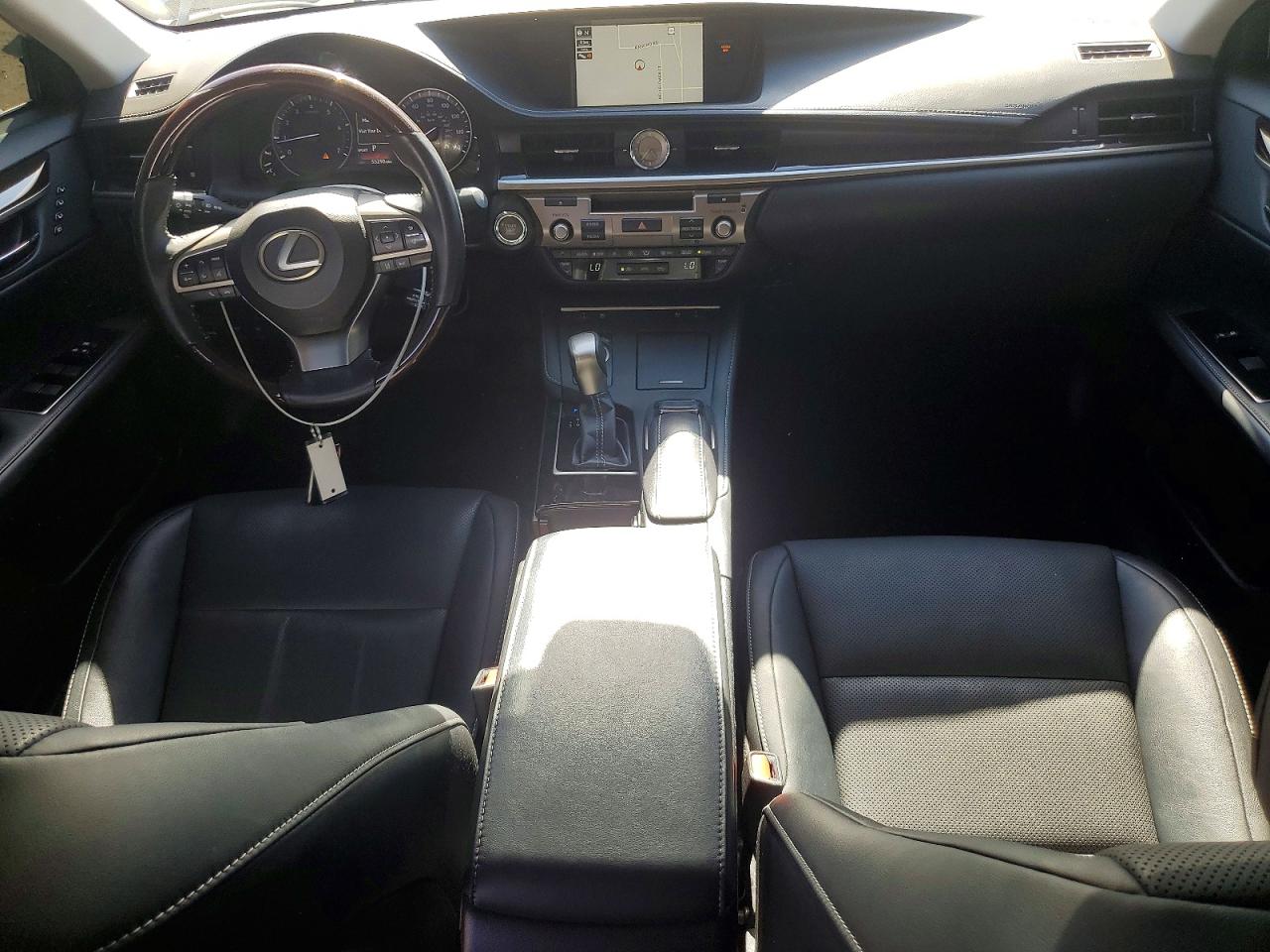 2018 LEXUS ES350