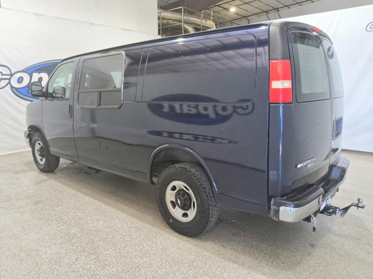 2011 CHEVROLET EXPRESS