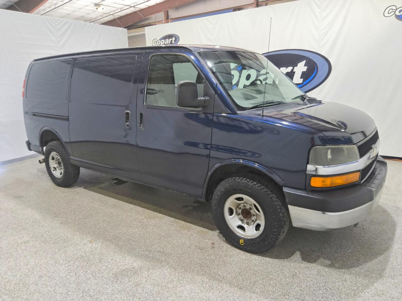 2011 CHEVROLET EXPRESS