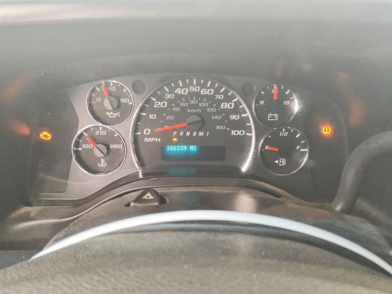 2011 CHEVROLET EXPRESS