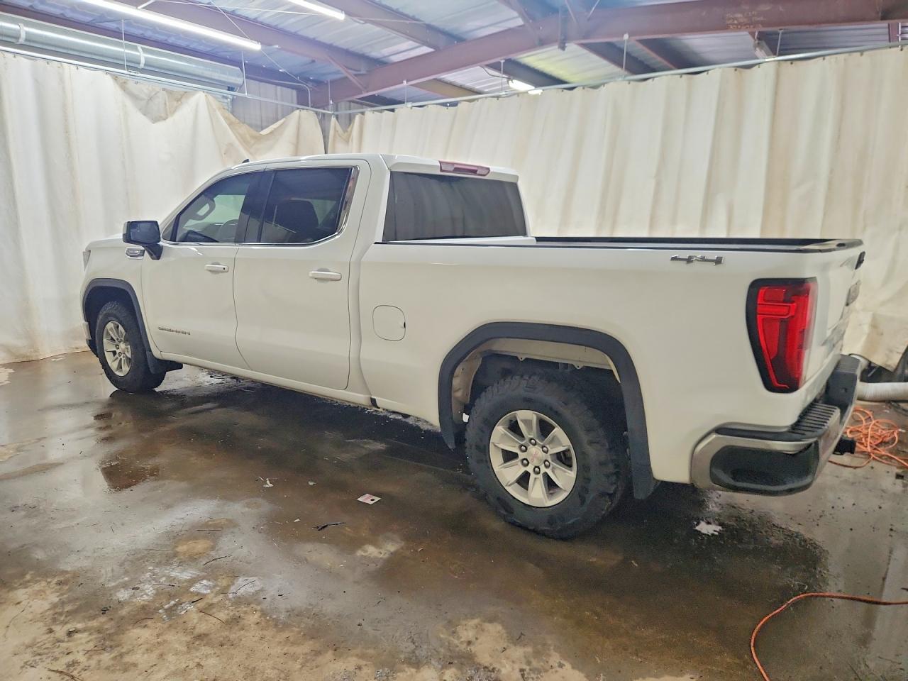 2022 GMC SIERRA