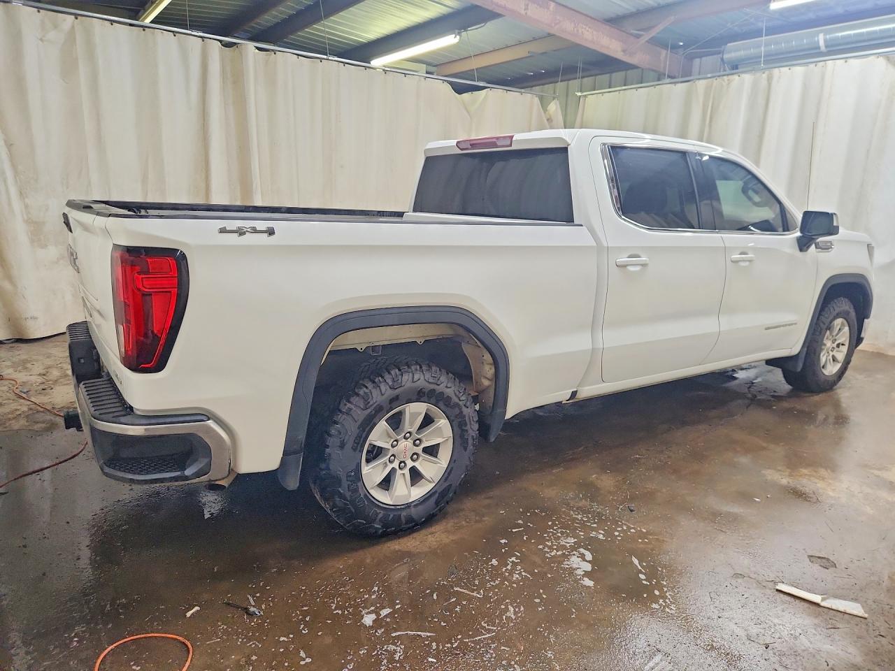 2022 GMC SIERRA