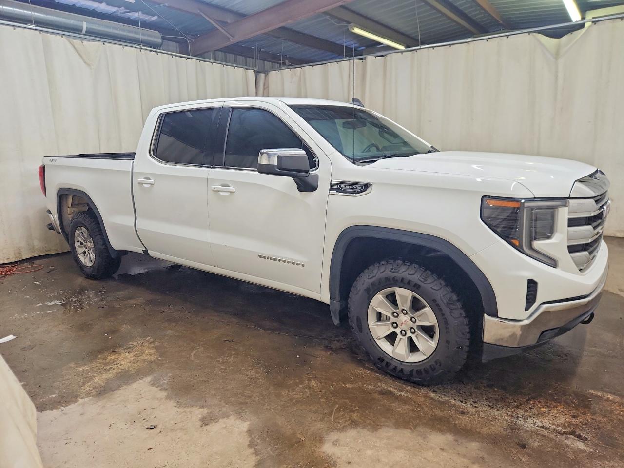 2022 GMC SIERRA