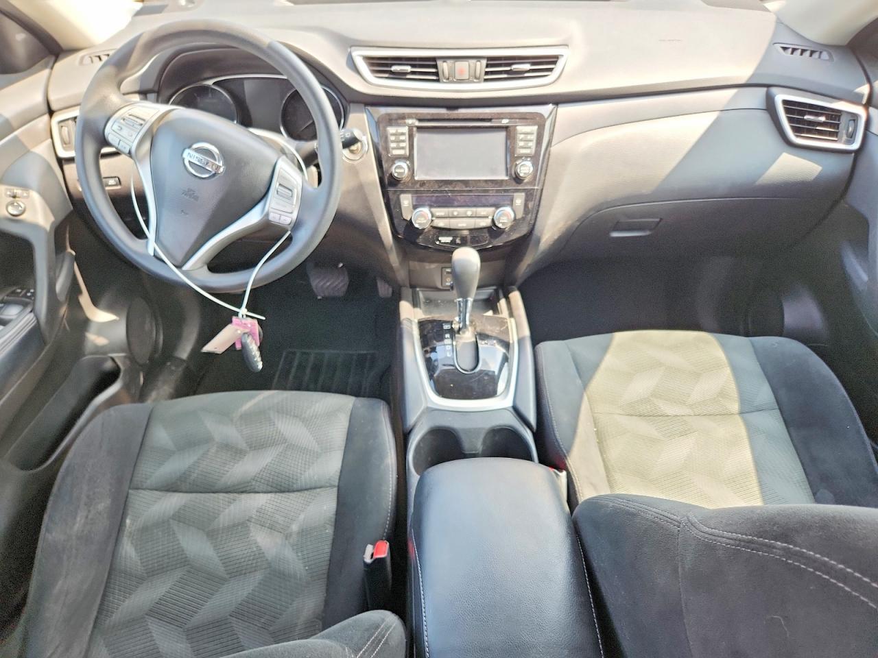 2015 NISSAN ROGUE