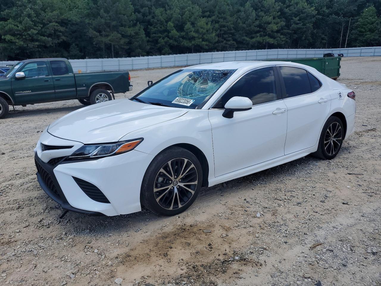 2019 TOYOTA CAMRY