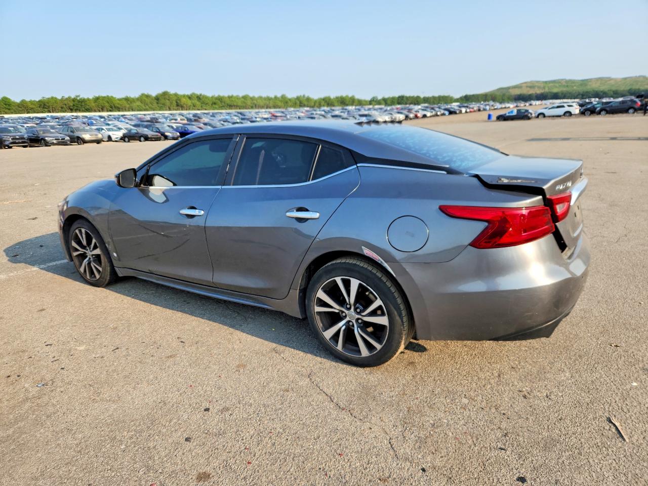 2017 NISSAN MAXIMA