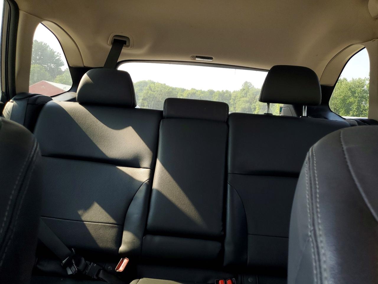 2016 SUBARU OUTBACK