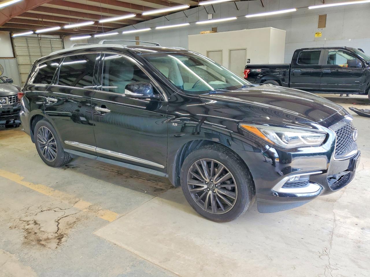 2016 INFINITI QX60