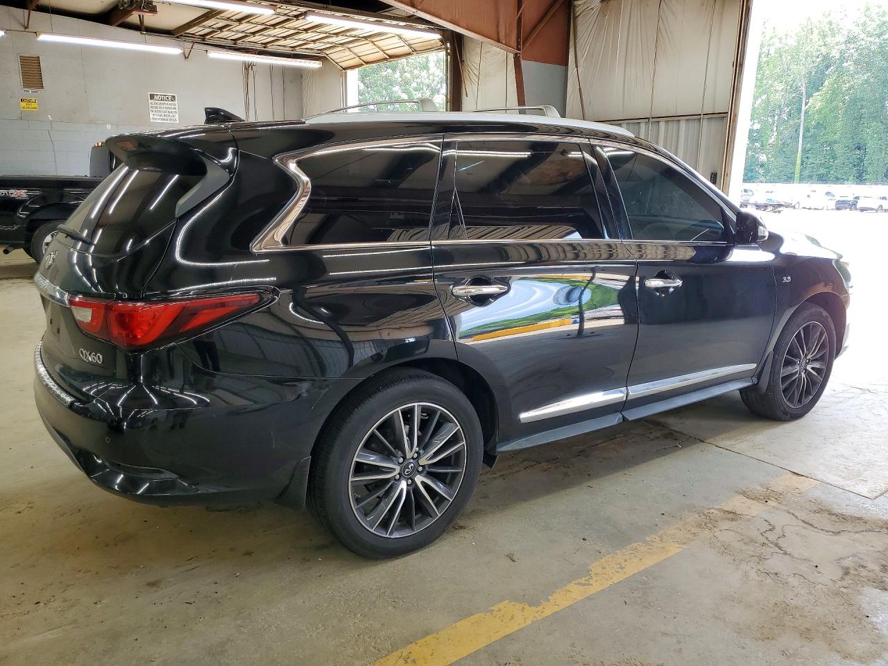 2016 INFINITI QX60