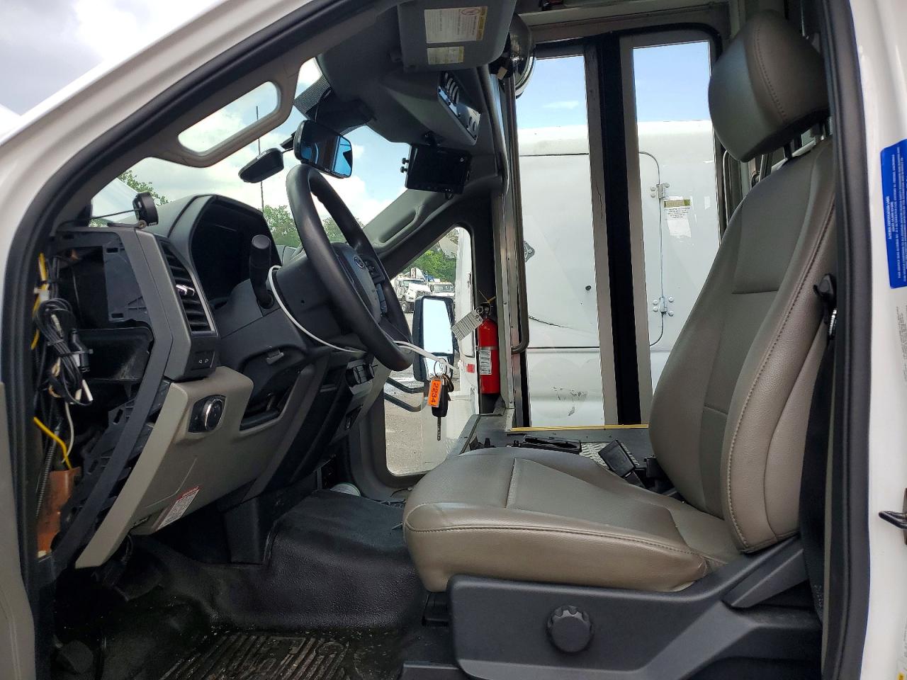 2022 FORD F450
