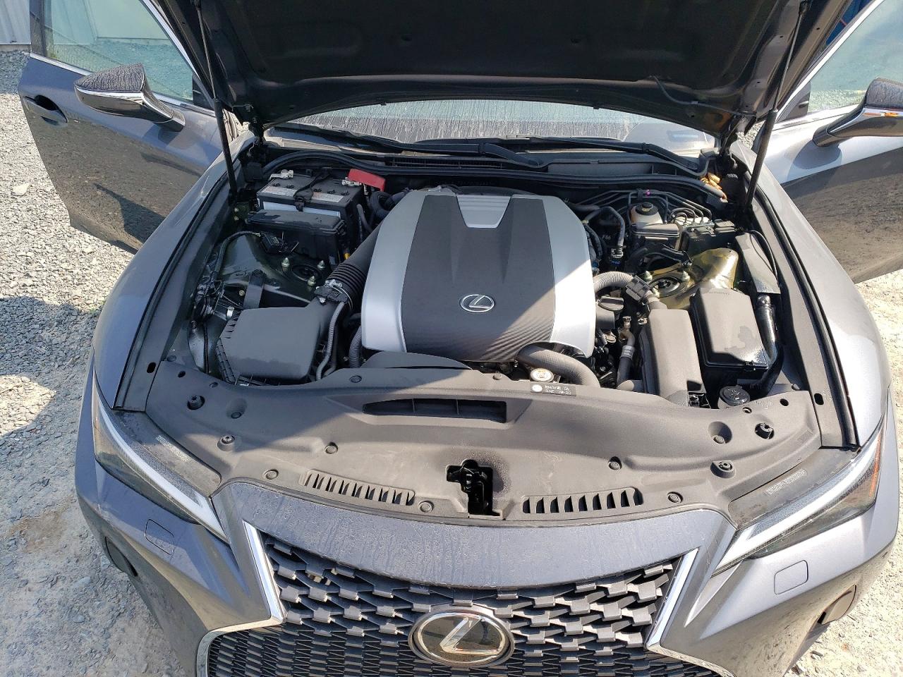 2023 LEXUS IS