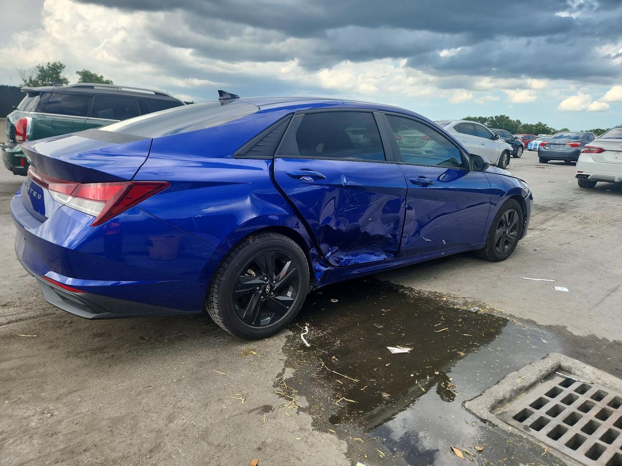 2022 HYUNDAI ELANTRA