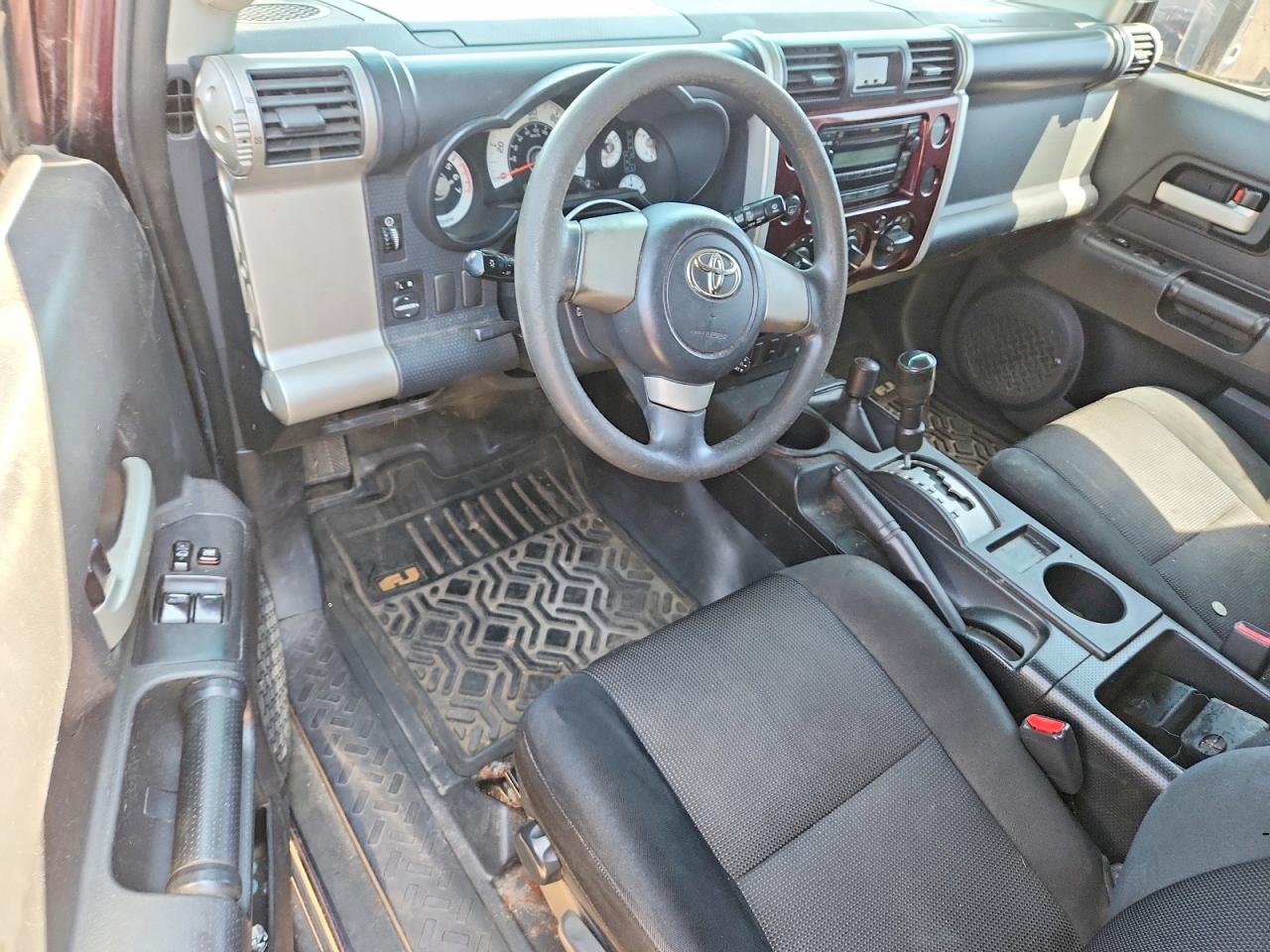 2007 TOYOTA FJ CRUISER