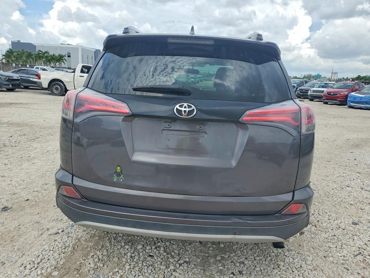2016 TOYOTA RAV4