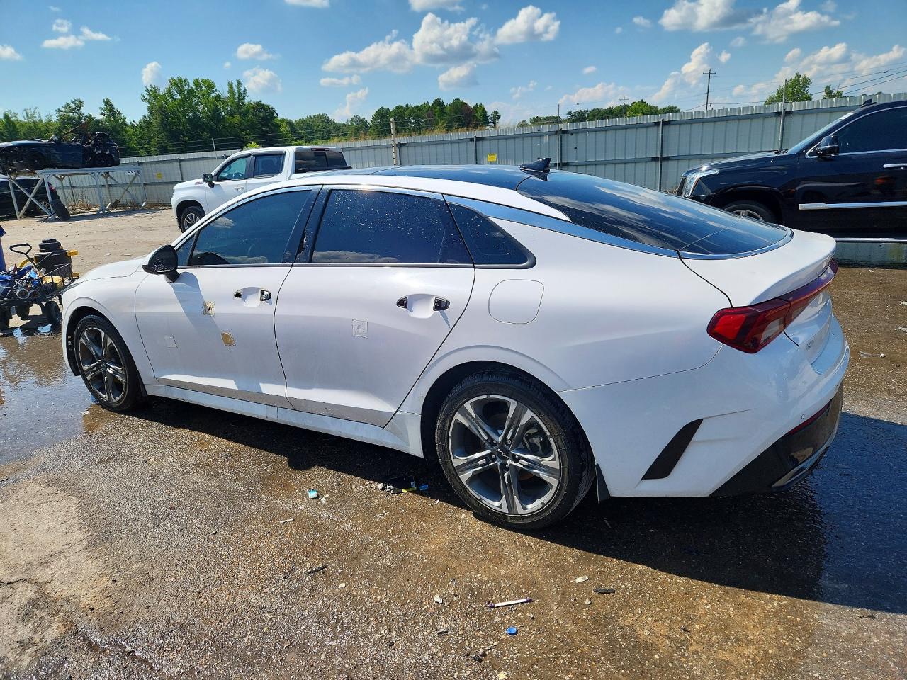 2023 KIA K5