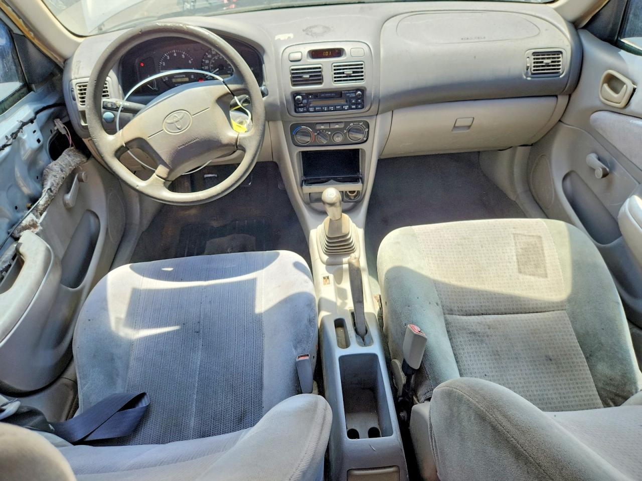 2001 TOYOTA COROLLA
