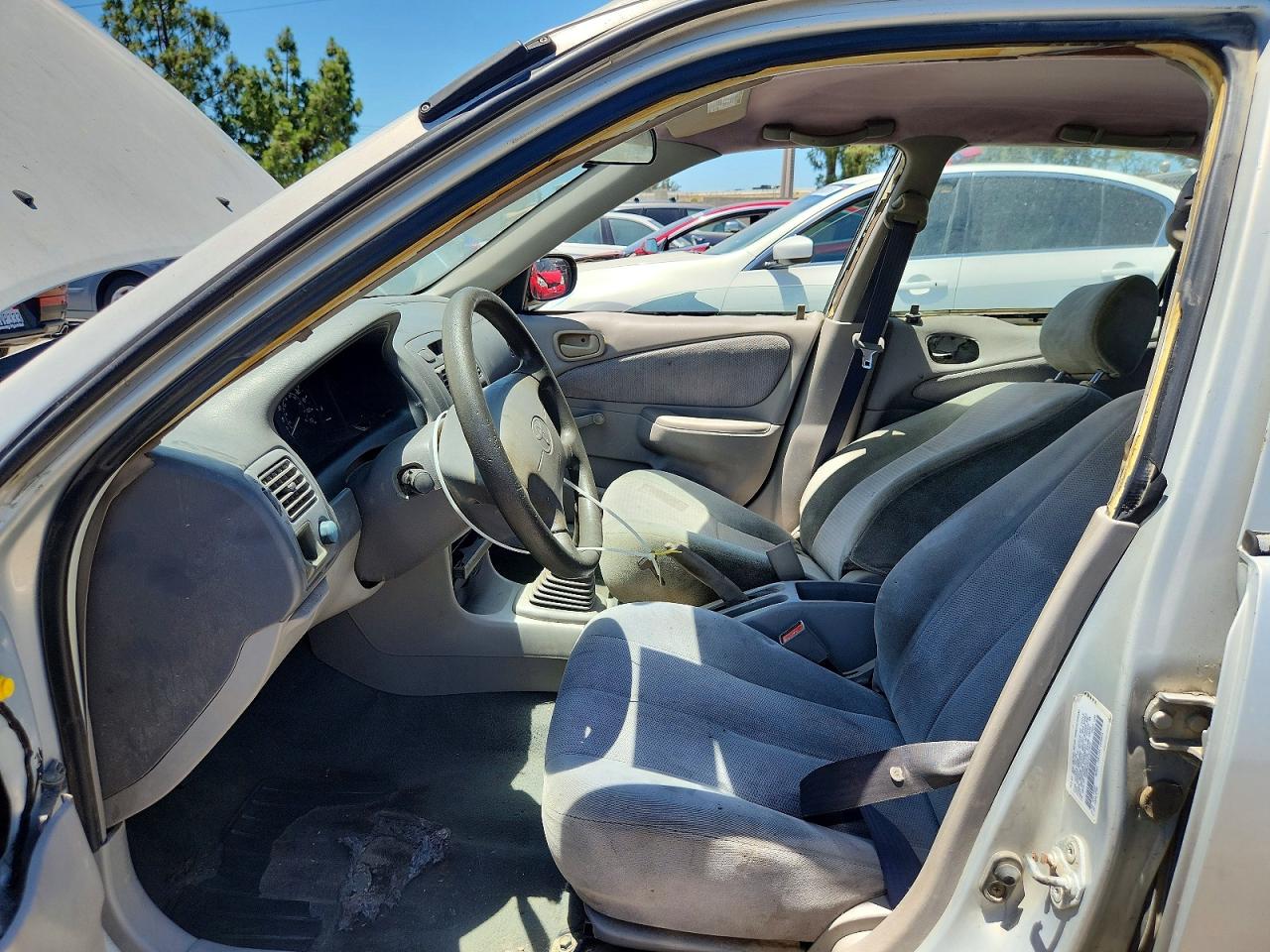 2001 TOYOTA COROLLA