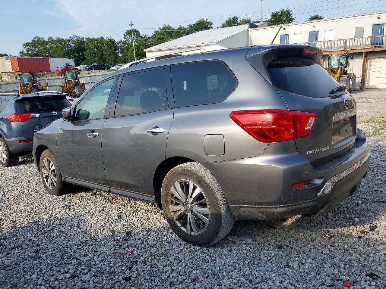 2017 NISSAN PATHFINDER