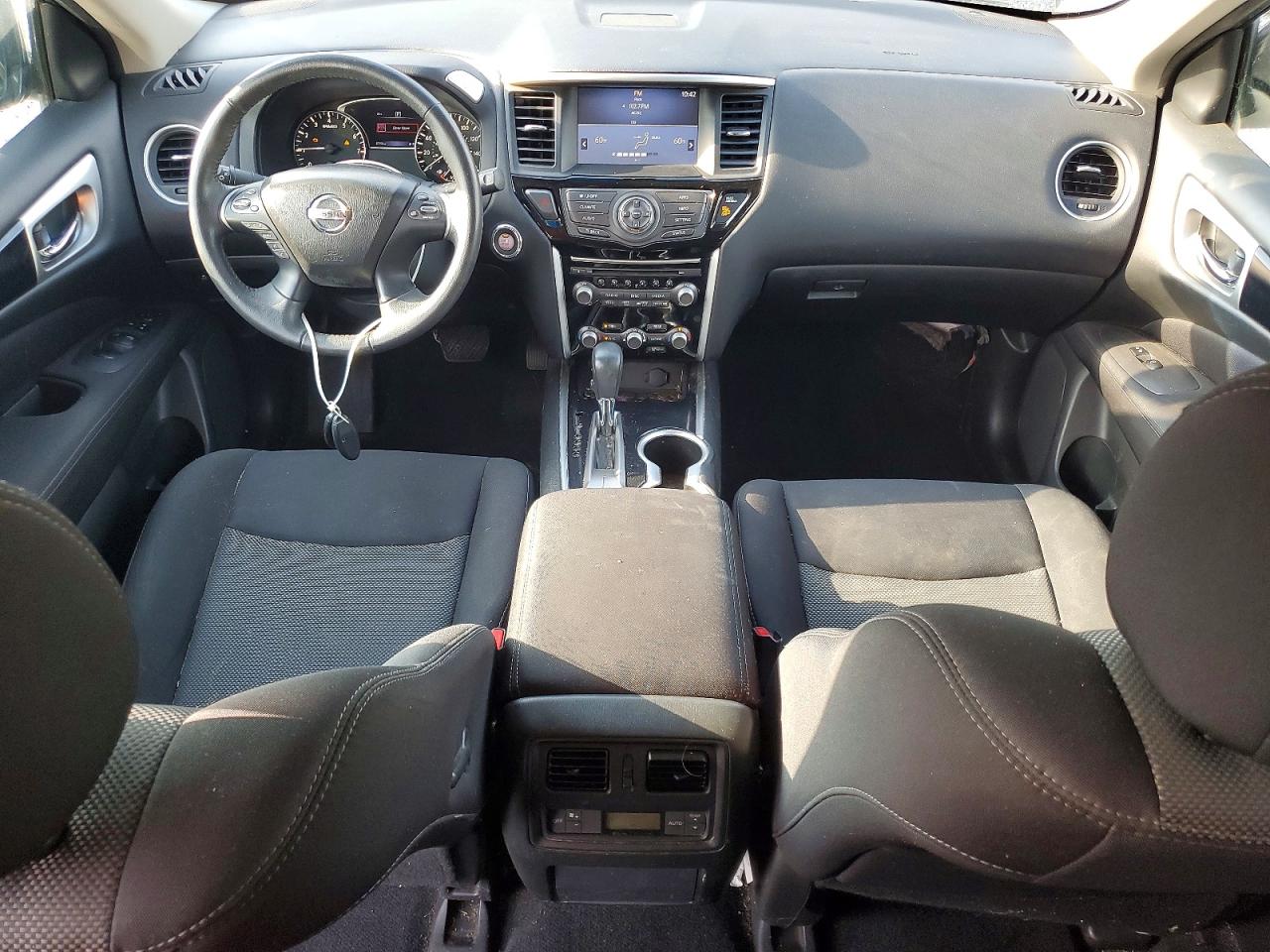 2017 NISSAN PATHFINDER