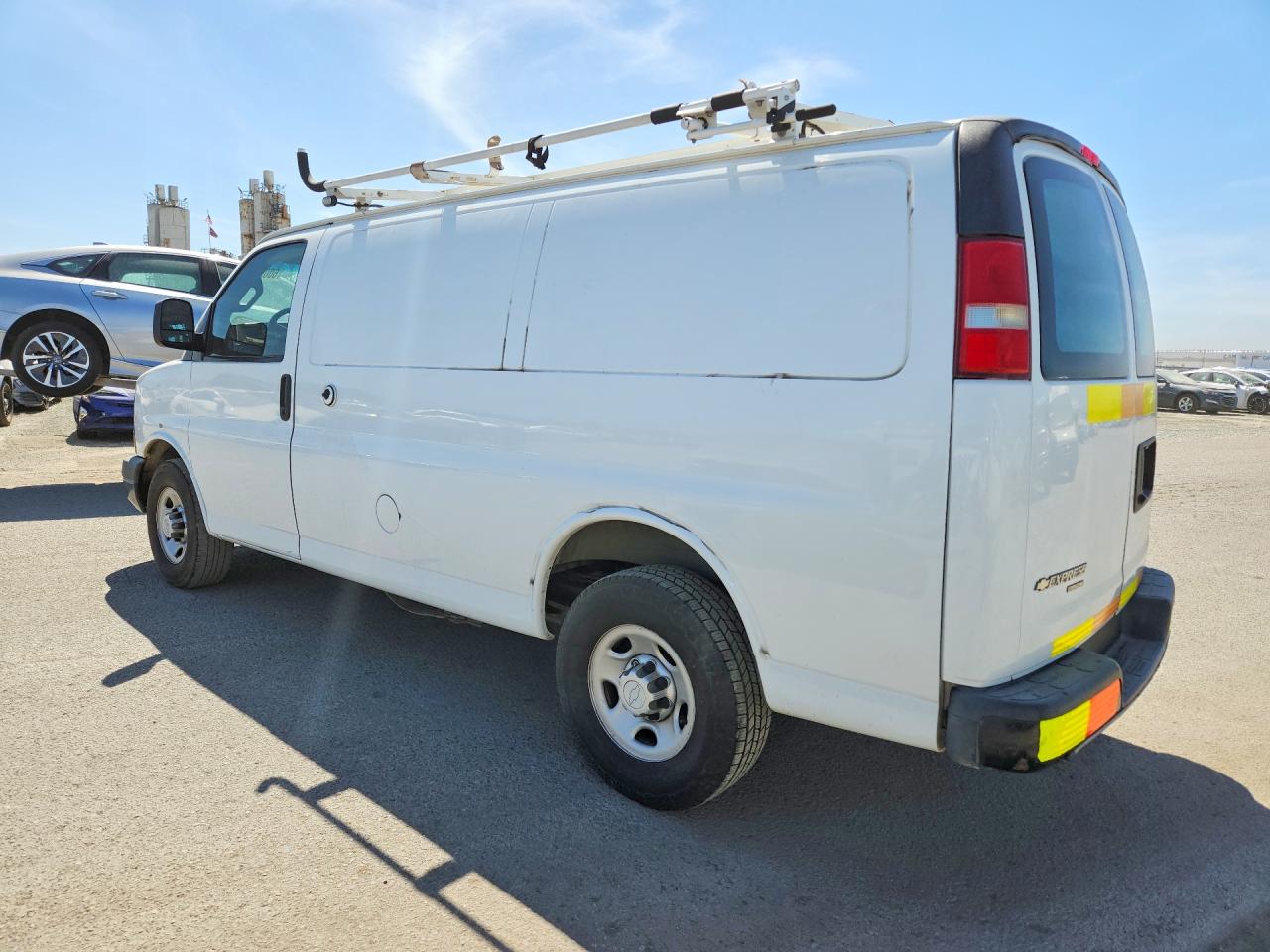 2016 CHEVROLET EXPRESS 25