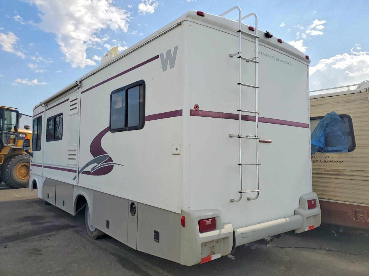 2001 WORKHORSE CUSTOM CHASSIS ALL OTHER