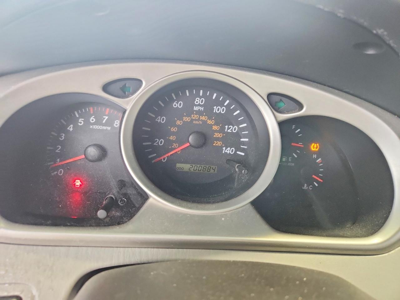 2005 TOYOTA HIGHLANDER
