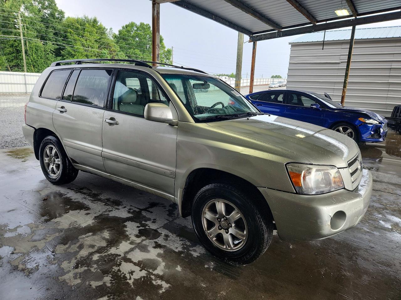 2005 TOYOTA HIGHLANDER