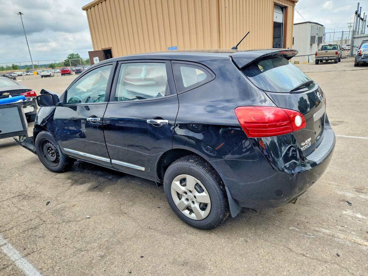 2011 NISSAN ROGUE