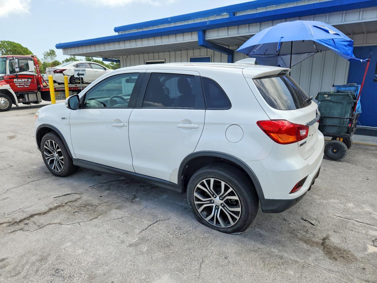 2018 MITSUBISHI OUTLANDER