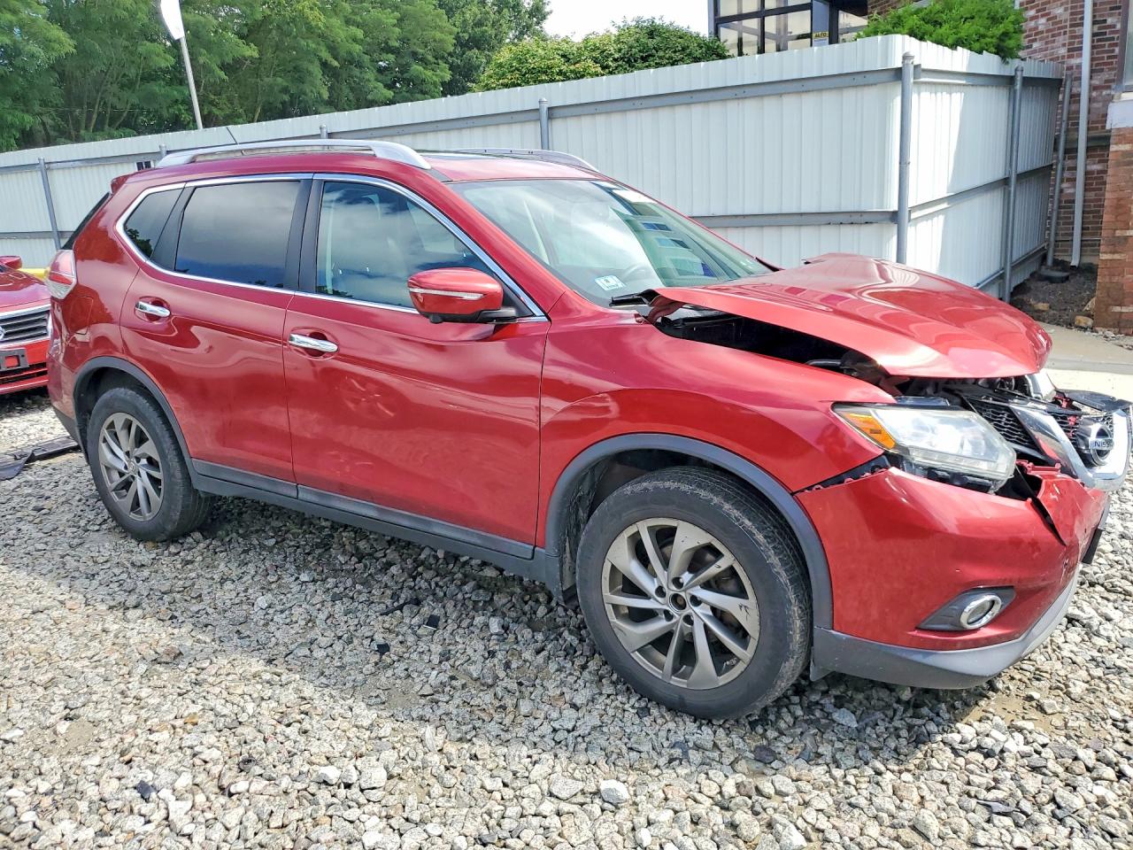 2015 NISSAN ROGUE