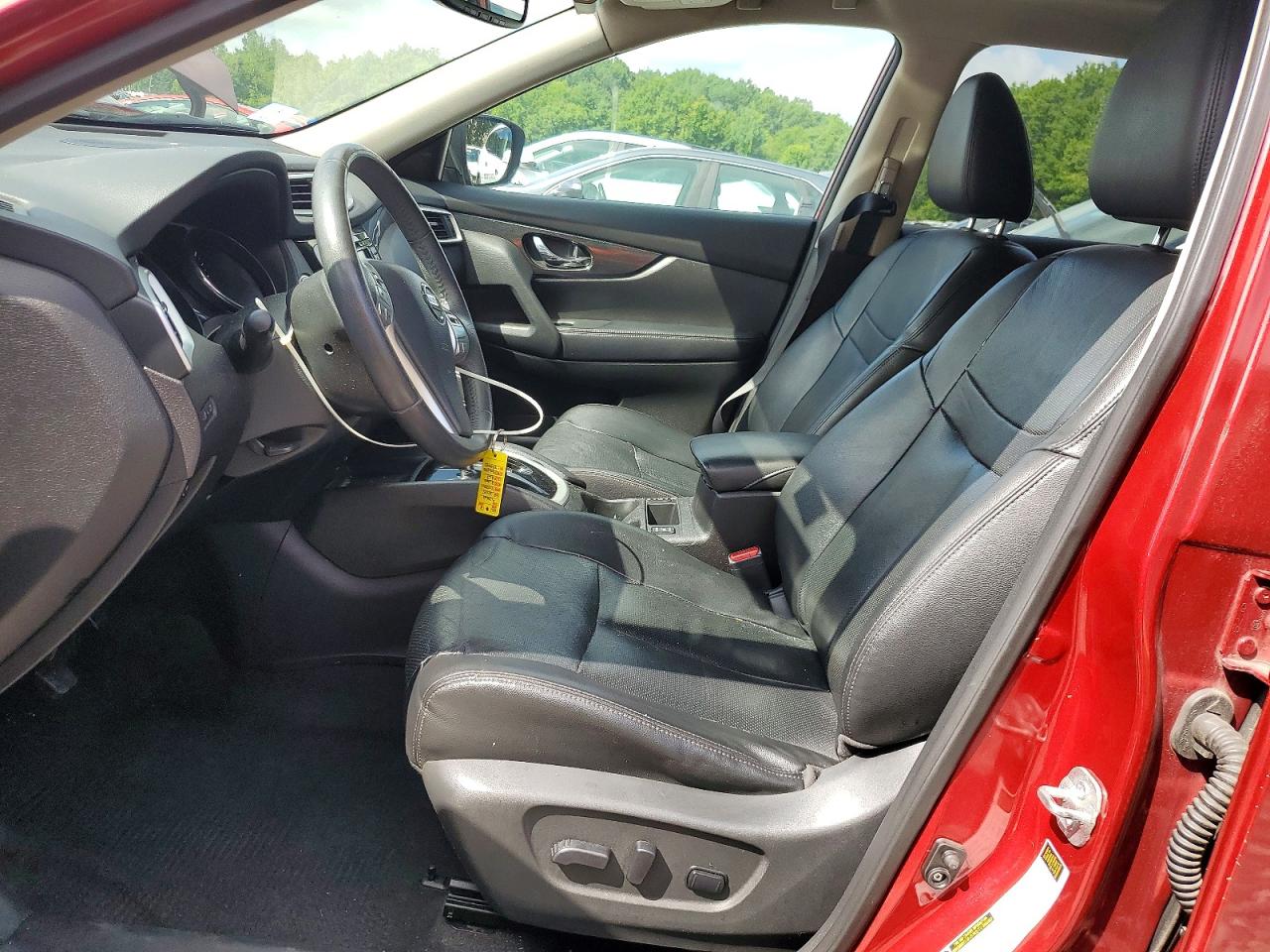 2015 NISSAN ROGUE
