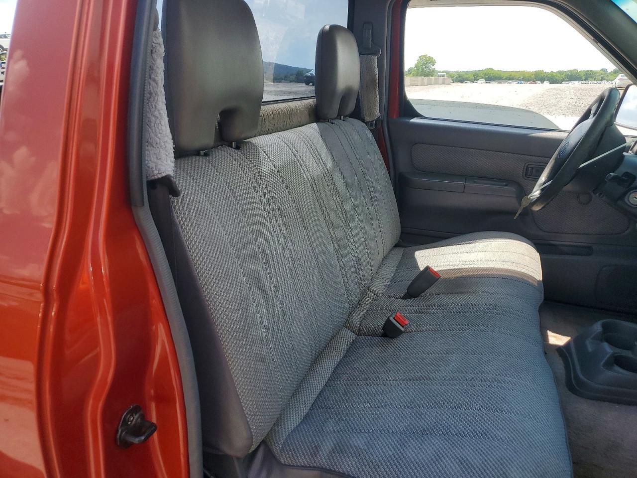 1998 NISSAN FRONTIER