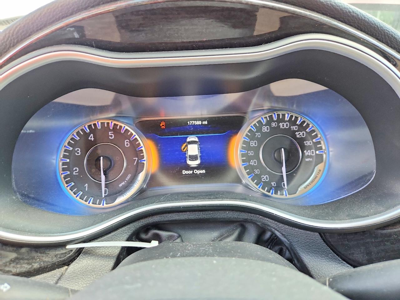 2015 CHRYSLER 200