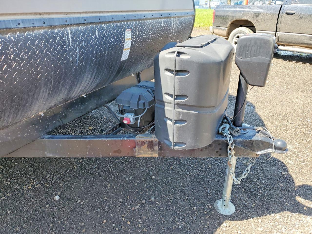 2017 FORE - FOREST RIVER SURVEYOR