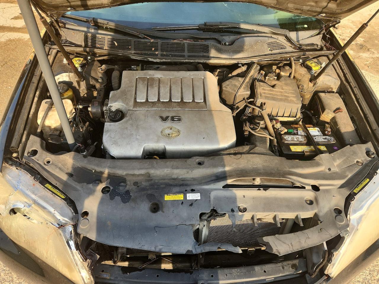 2012 TOYOTA AVALON