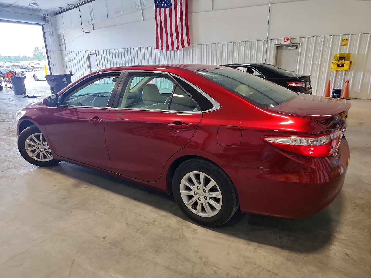 2015 TOYOTA CAMRY