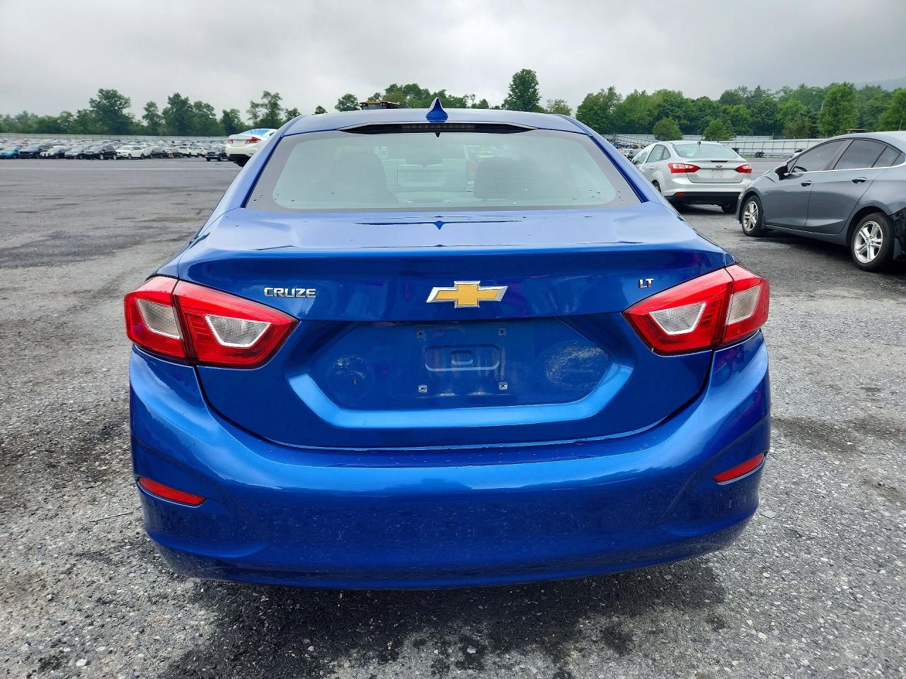 2018 CHEVROLET CRUZE