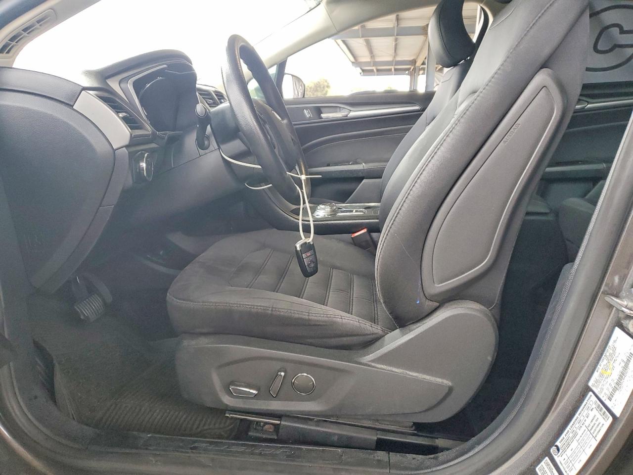 2017 FORD FUSION