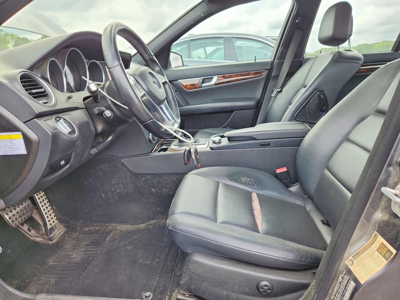 2013 MERCEDES-BENZ C-CLASS
