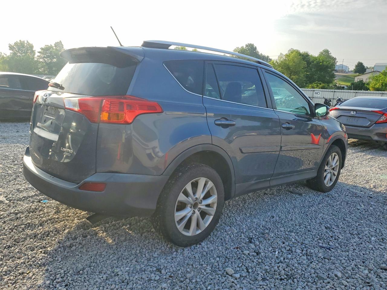 2013 TOYOTA RAV4