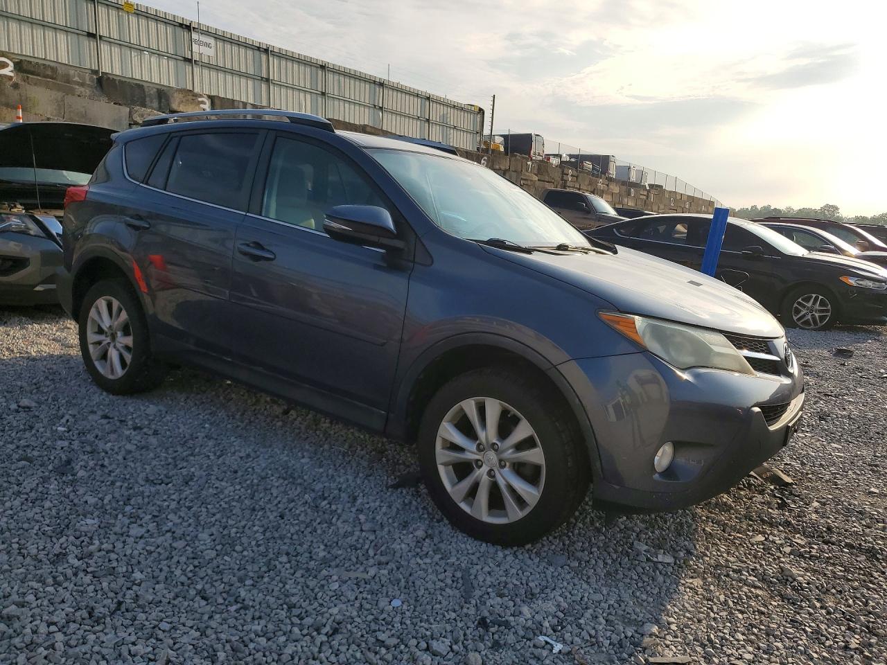 2013 TOYOTA RAV4