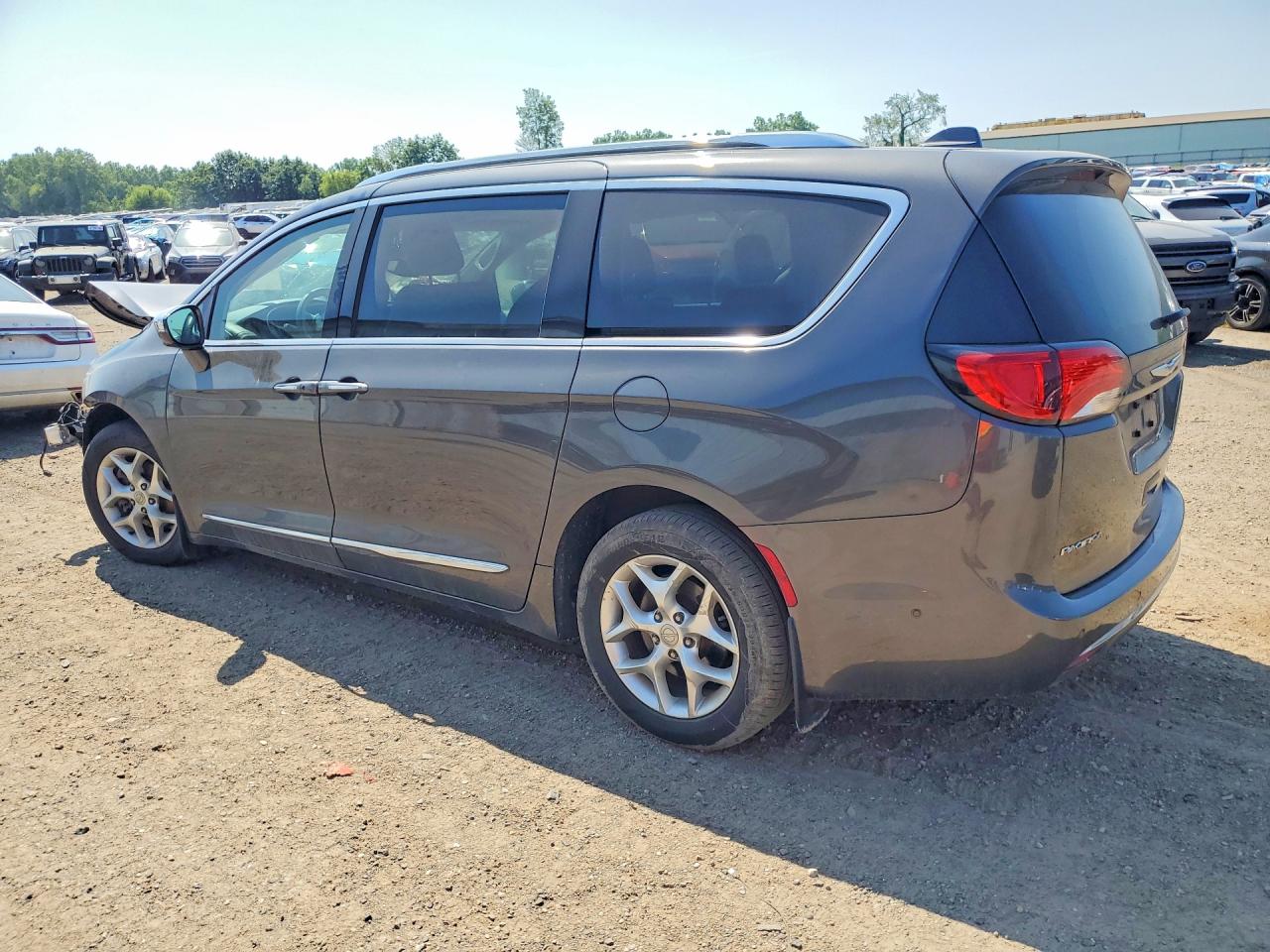 2020 CHRYSLER PACIFICA