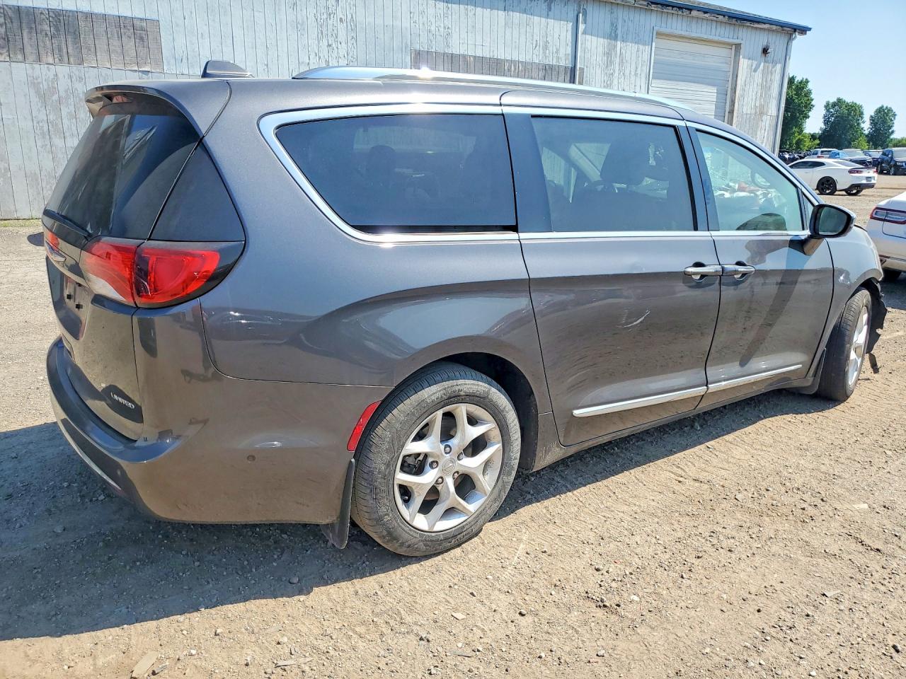2020 CHRYSLER PACIFICA