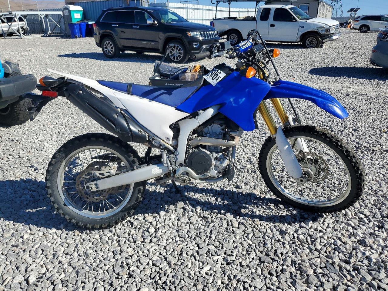 2014 YAMAHA DIRT BIKE