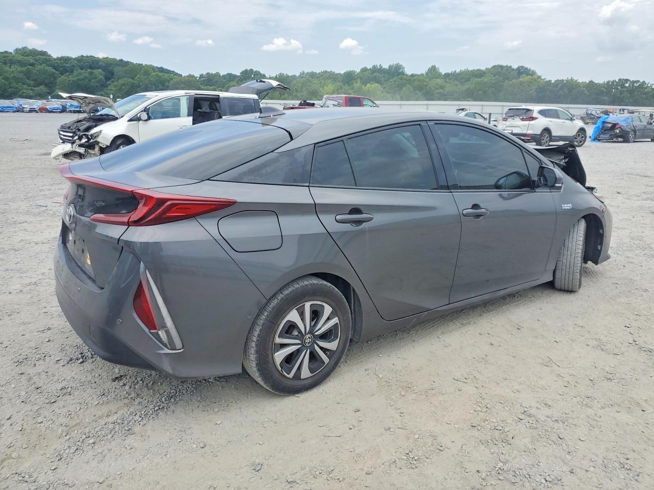 2017 TOYOTA PRIUS