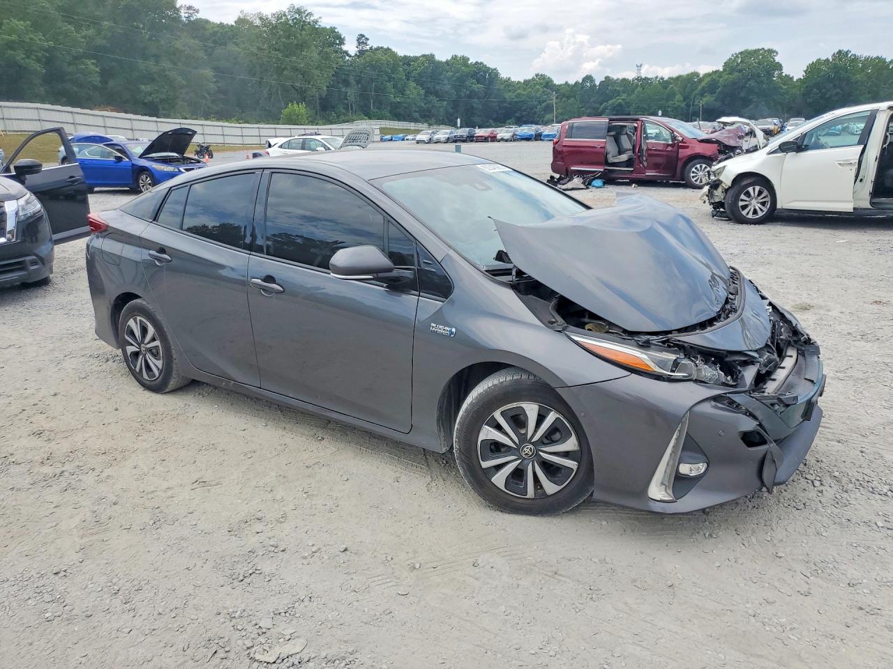 2017 TOYOTA PRIUS