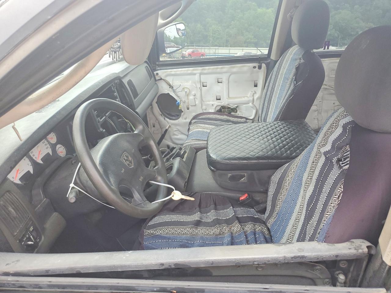 2003 DODGE RAM
