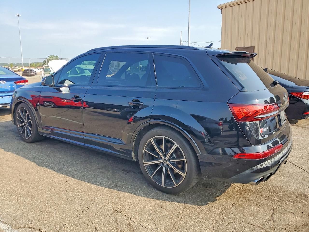 2020 AUDI SQ7