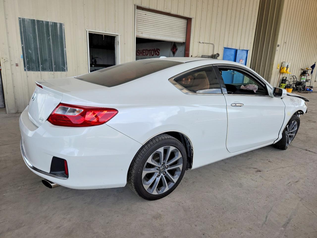 2015 HONDA ACCORD