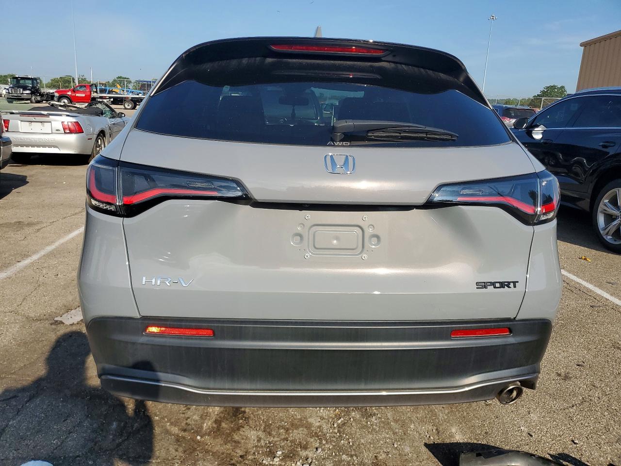 2025 HONDA HR-V